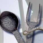 Civil War tin plates and tin mug