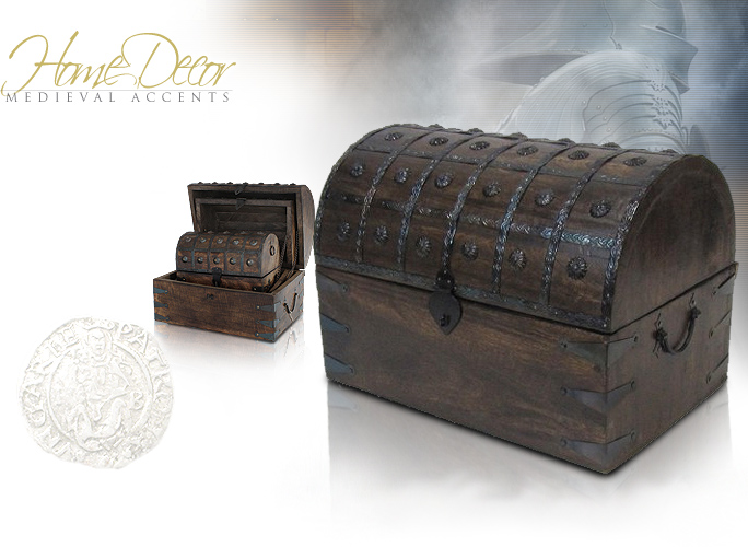 NobleWares Image of Nested 3-Piece Medieval Wooden Chest Set SH23355