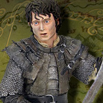 Lord of the Rings FU2060 Frodo Baggins in Orc Armor by Gentle Giant